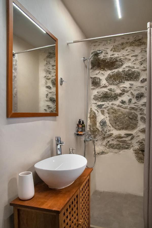 Feneri 3 -Cozy Rustic Apt 20' From Elafonisi Beach Perivolia  Kültér fotó